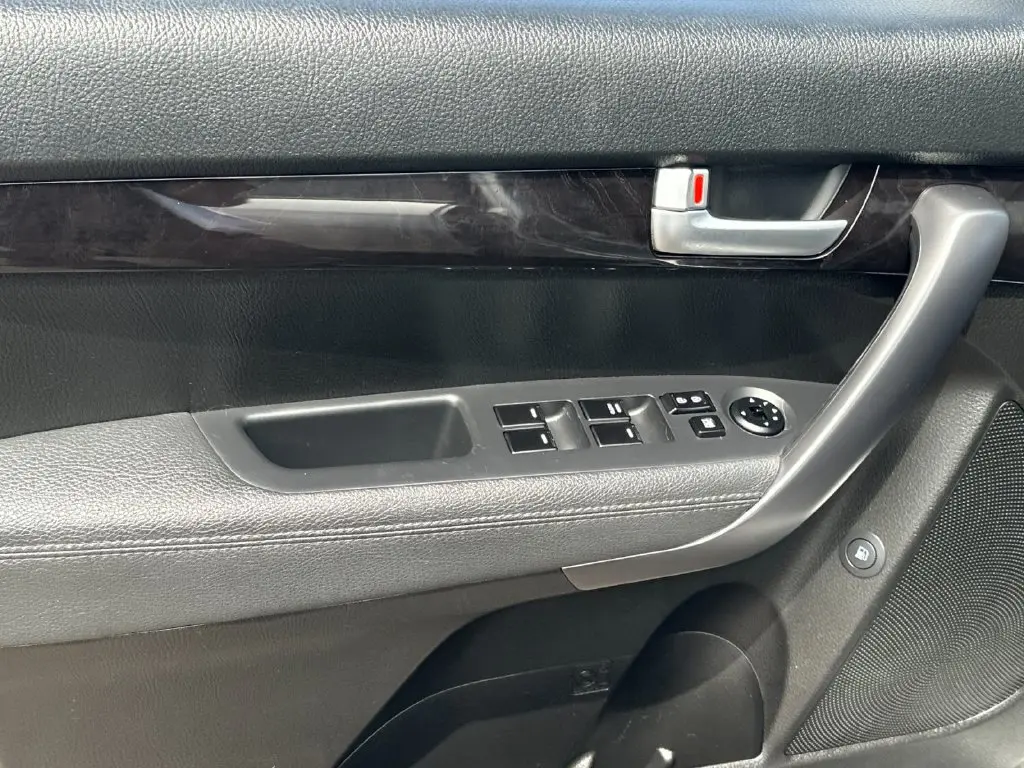 2014 Kia Sorento - $7,205