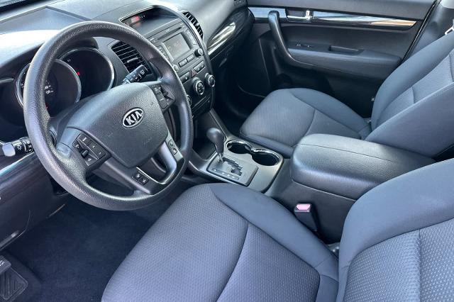 2013 Kia Sorento - $9,750
