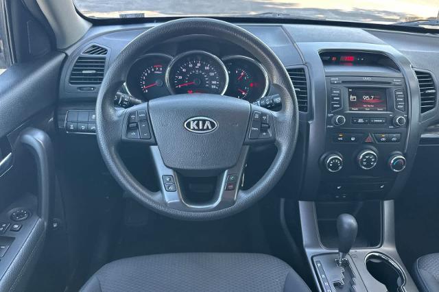 2013 Kia Sorento - $9,750