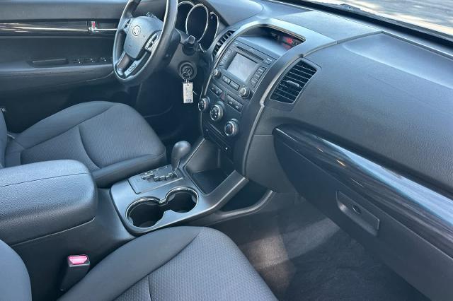 2013 Kia Sorento - $9,750