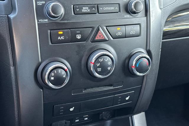2013 Kia Sorento - $9,750