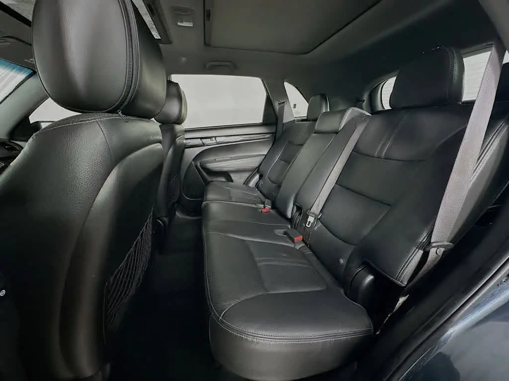 2011 Kia Sorento - $5,591