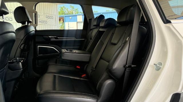 2024 Kia Telluride LX