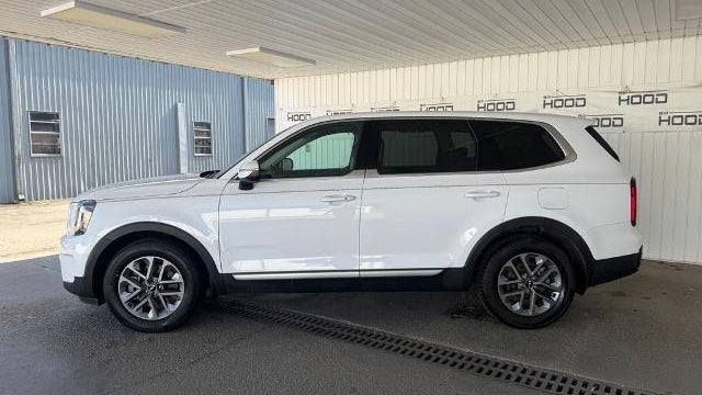 2024 Kia Telluride LX
