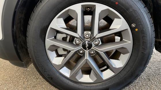 2024 Kia Telluride LX