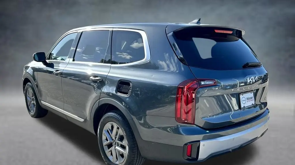 2023 Kia Telluride LX
