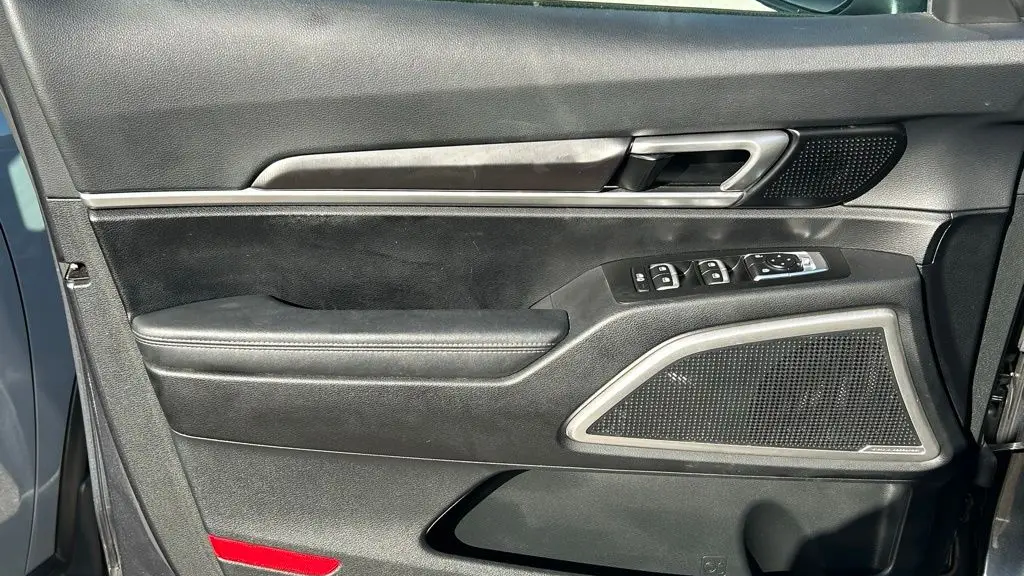 2023 Kia Telluride LX
