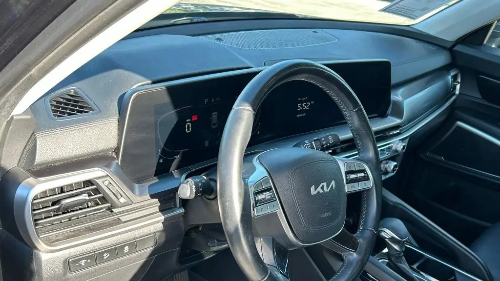 2023 Kia Telluride LX