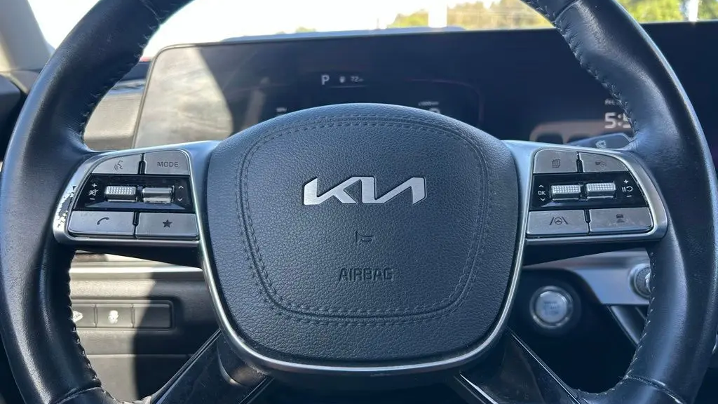 2023 Kia Telluride LX