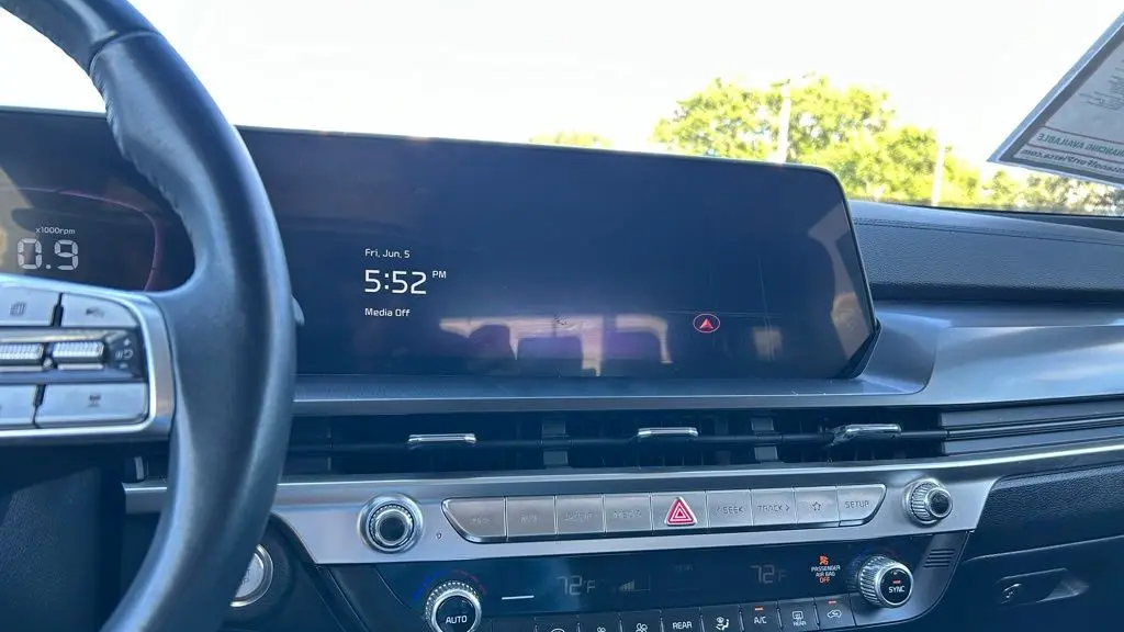 2023 Kia Telluride LX