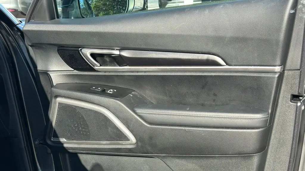 2023 Kia Telluride LX