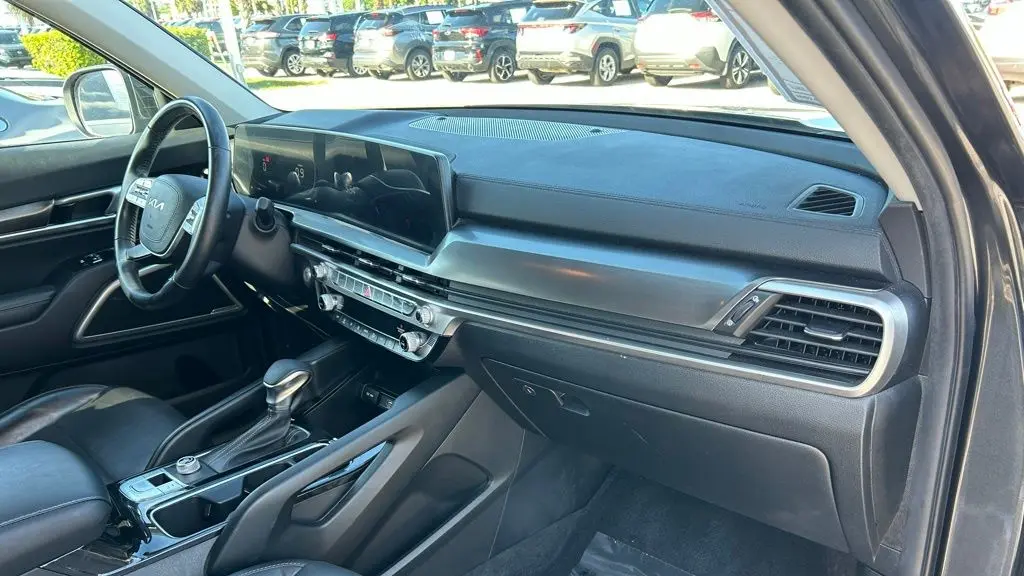 2023 Kia Telluride LX
