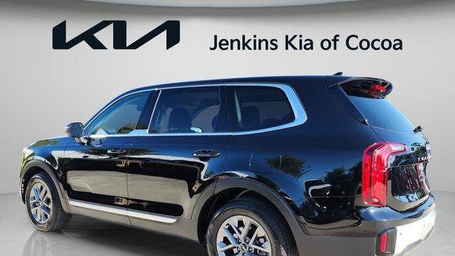 2024 Kia Telluride LX