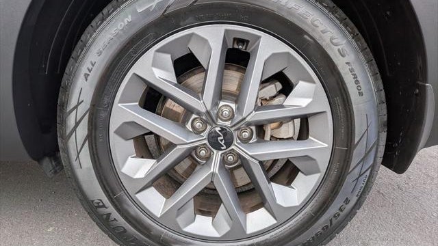 2023 Kia Telluride LX