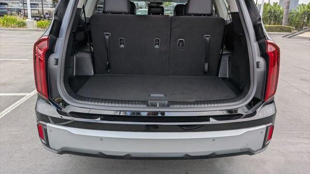 2023 Kia Telluride LX