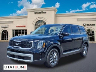 2023 Kia Telluride with Ebony Black Exterior