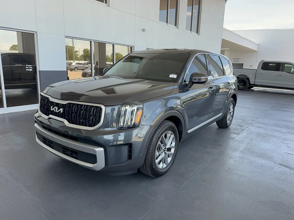 2023 Kia Telluride - $30,995