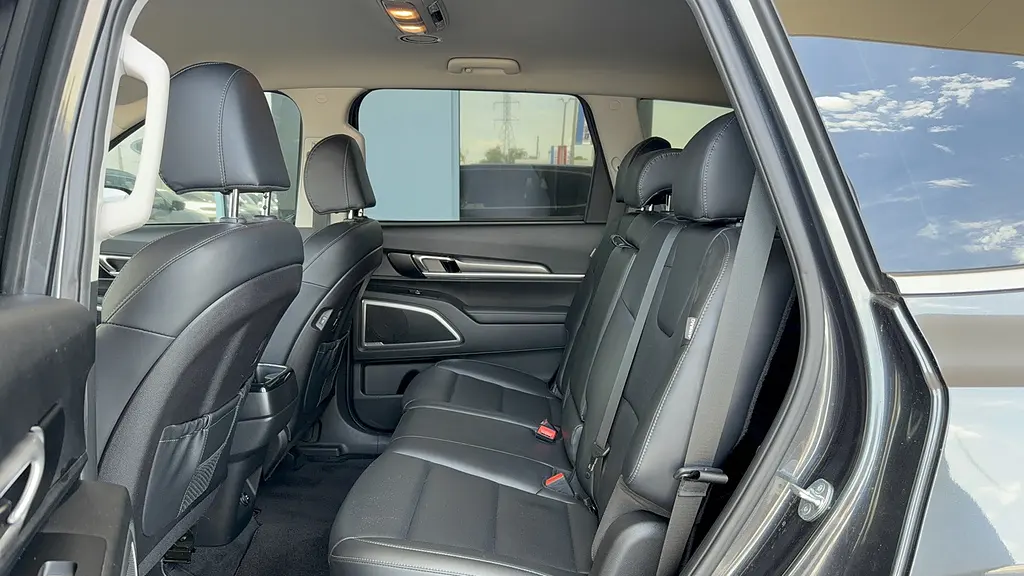 2023 Kia Telluride LX