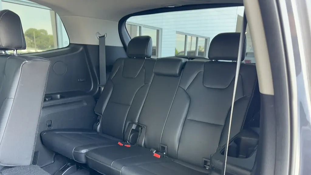 2023 Kia Telluride LX