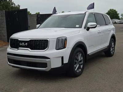 Photo of a 2025 Kia Telluride LX 4DR SUV for sale