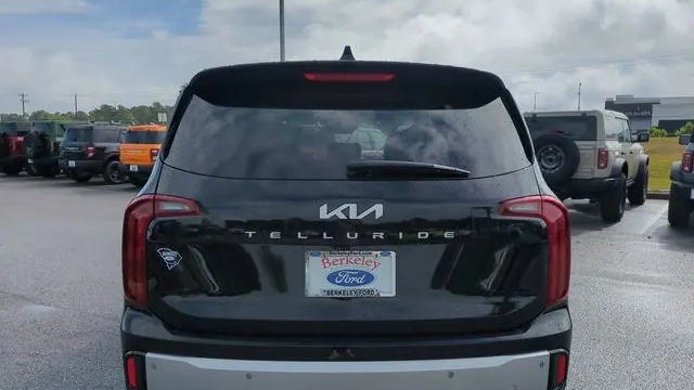 2024 Kia Telluride LX