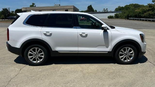 2022 Kia Telluride LX