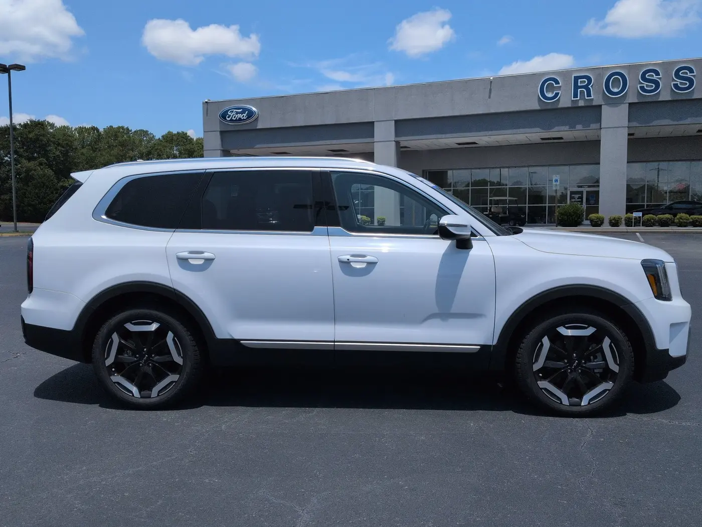 2024 Kia Telluride - $31,995