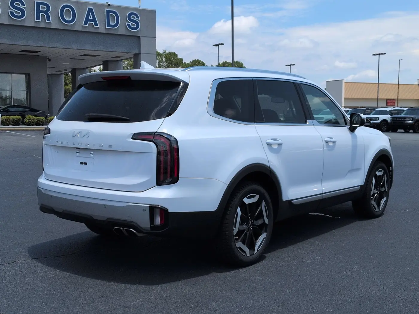 2024 Kia Telluride - $31,995