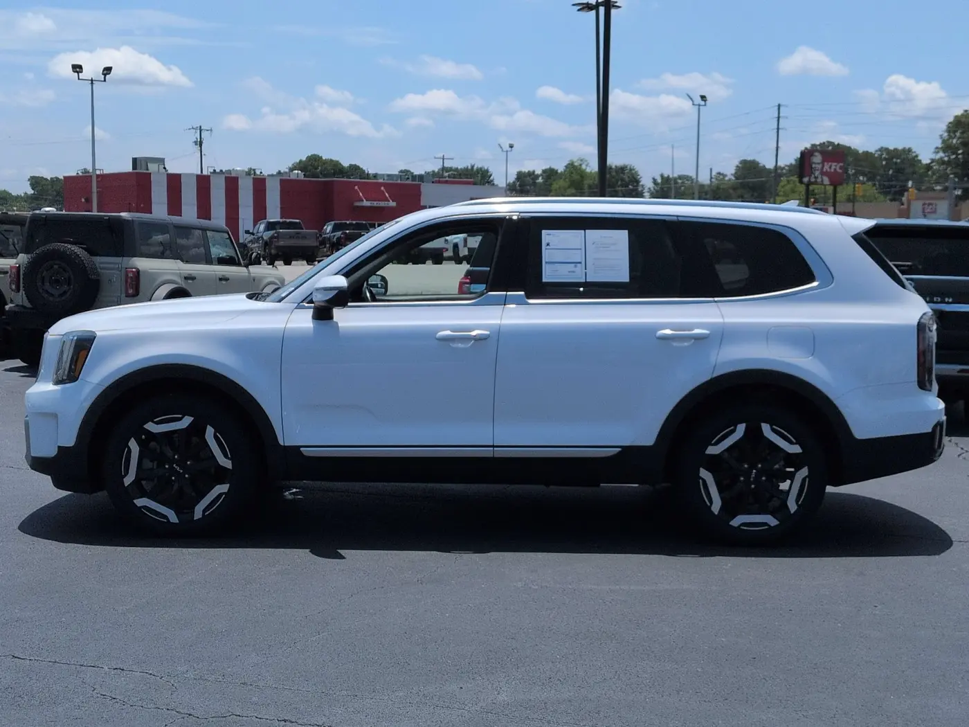 2024 Kia Telluride - $31,995