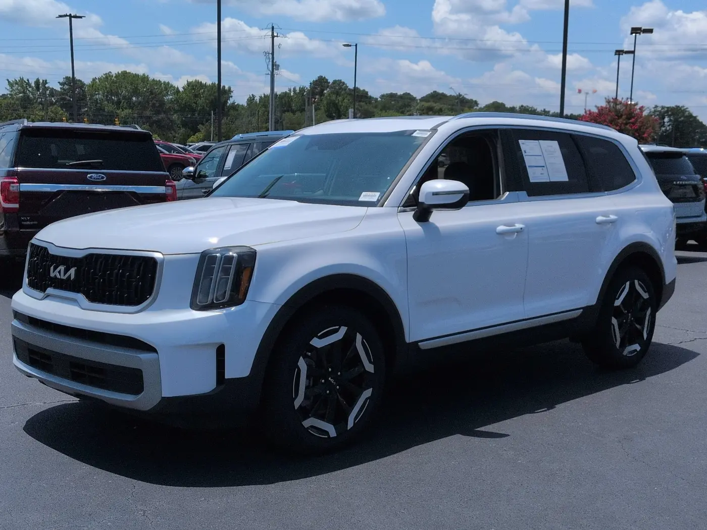 2024 Kia Telluride - $31,995