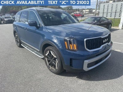 Photo of a 2024 Kia Telluride EX 4DR SUV for sale