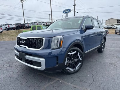 Photo of a 2024 Kia Telluride EX 4DR SUV for sale