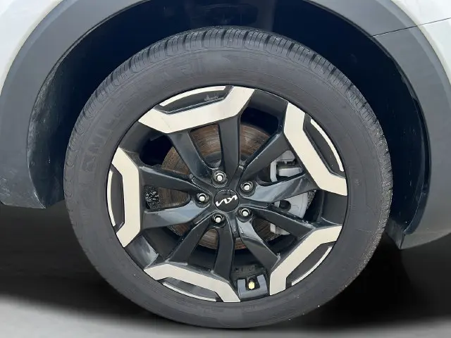 2023 Kia Telluride - $27,272