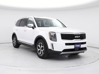2022 Kia Telluride with Glacial White Pearl Exterior