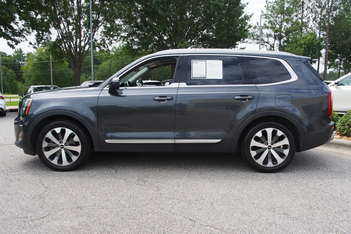 2022 Kia Telluride - $23,711