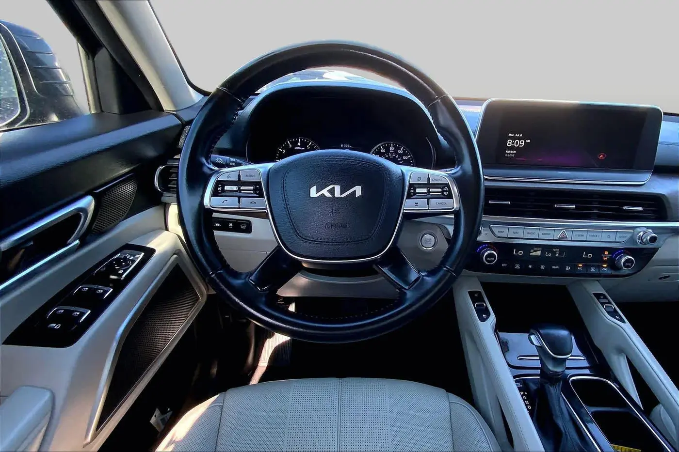 2022 Kia Telluride - $25,895
