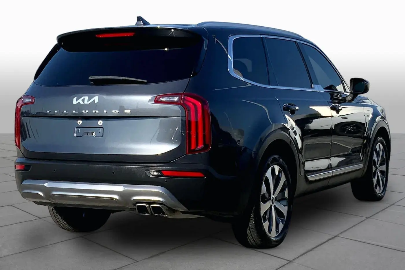 2022 Kia Telluride - $25,895
