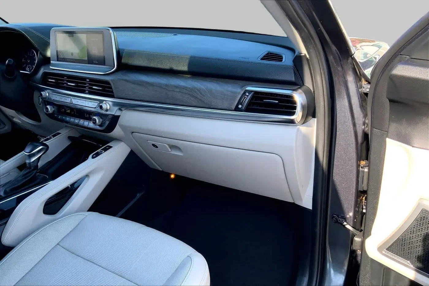 2022 Kia Telluride - $25,895