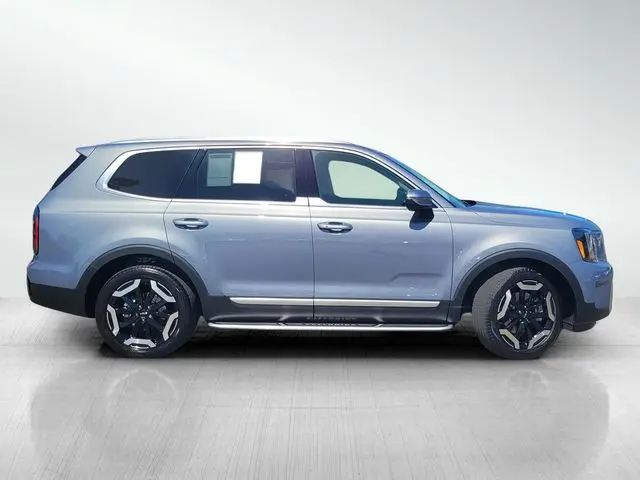 2025 Kia Telluride - $43,970