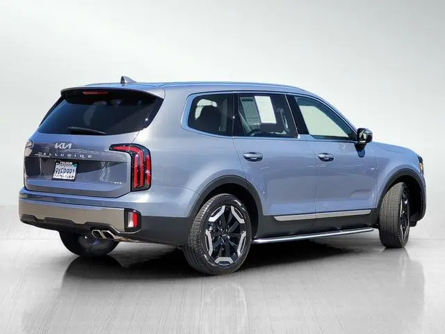 2025 Kia Telluride - $43,970