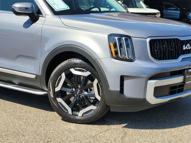 2025 Kia Telluride - $43,970