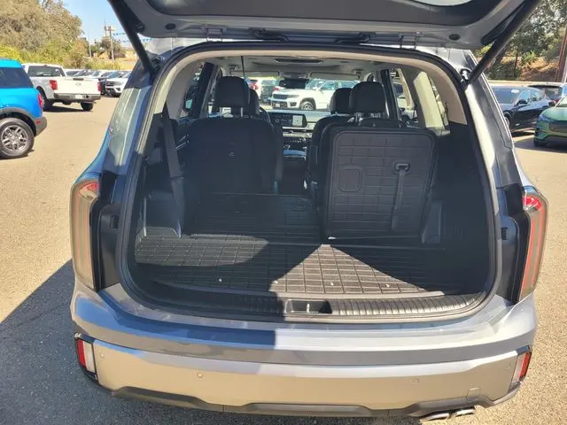 2025 Kia Telluride - $43,970