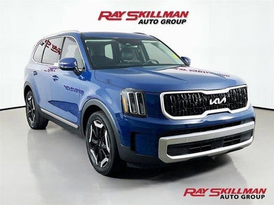 Photo of a 2023 Kia Telluride AWD EX 4DR SUV for sale