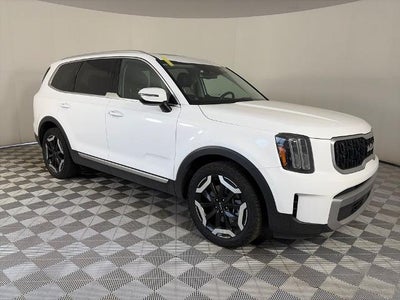Photo of a 2023 Kia Telluride AWD EX 4DR SUV for sale