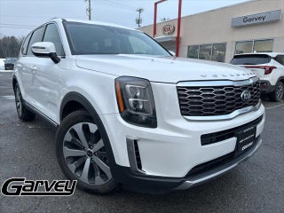 2021 Kia Telluride with Snow White Pearl Exterior