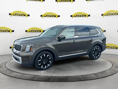 Photo of a 2023 Kia Telluride SX 4DR SUV for sale