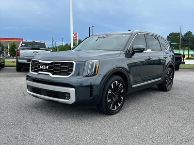 Photo of a 2023 Kia Telluride SX 4DR SUV for sale