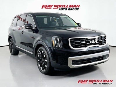 Photo of a 2023 Kia Telluride SX 4DR SUV for sale