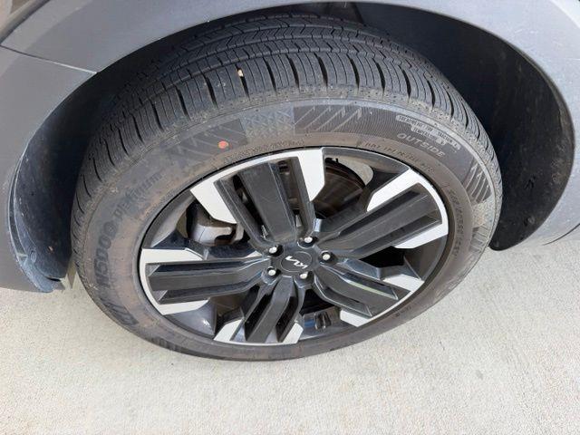 2024 Kia Telluride - $35,577