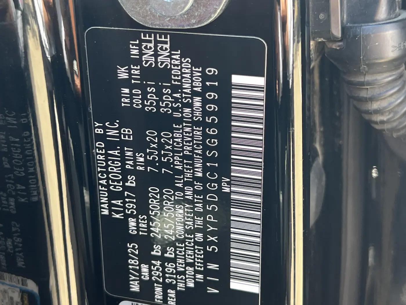 2025 Kia Telluride - $42,999
